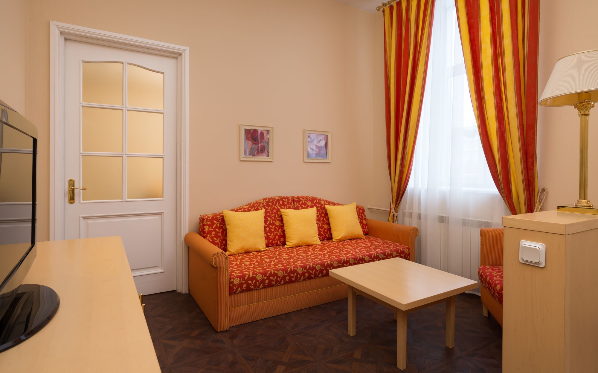 Citytel Hotel Oktyabrskaya
