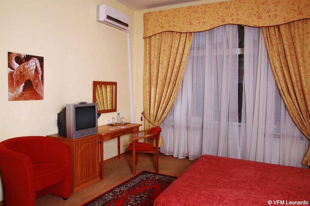 Comfitel Primavera Hotel