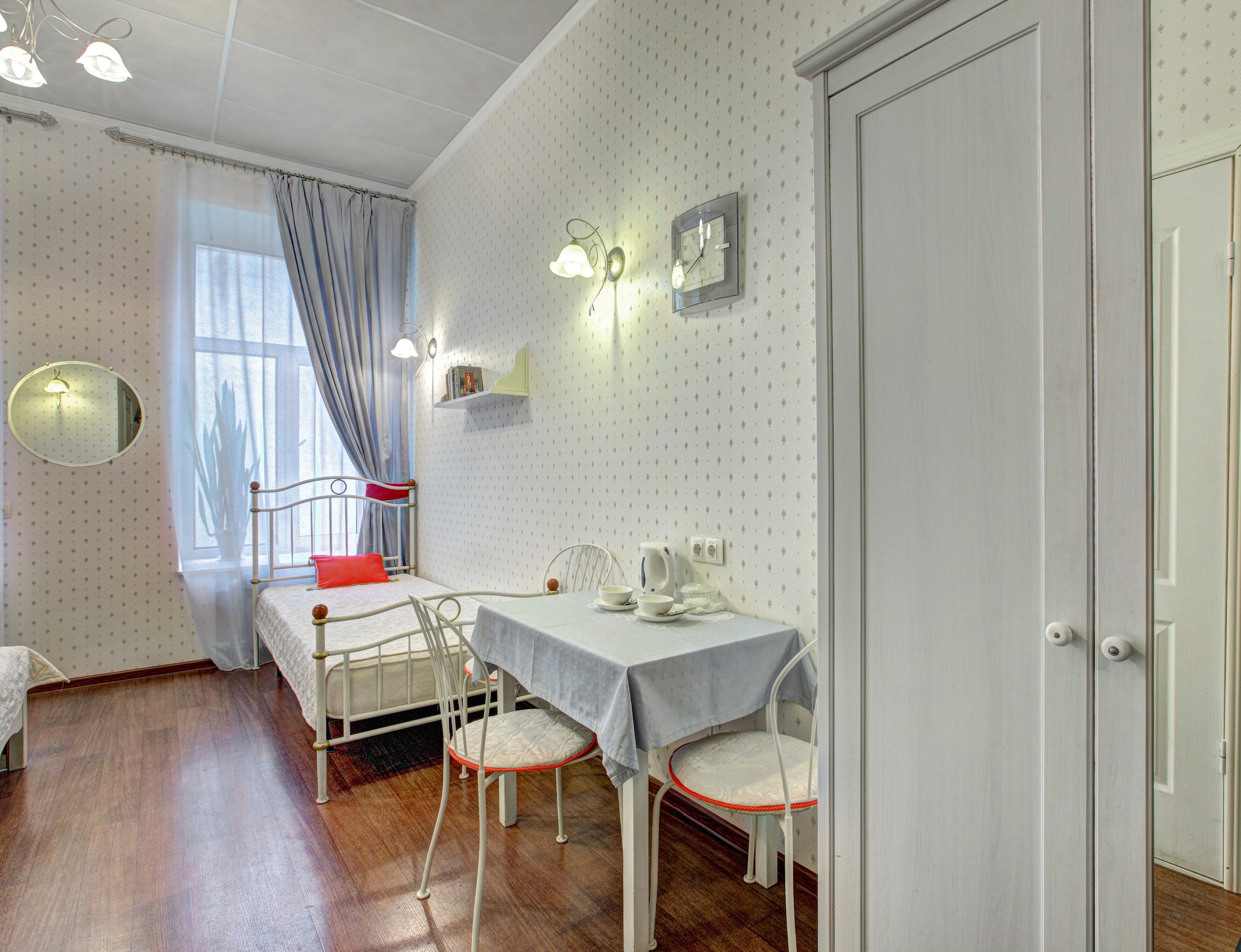 Comfort on Chekhova