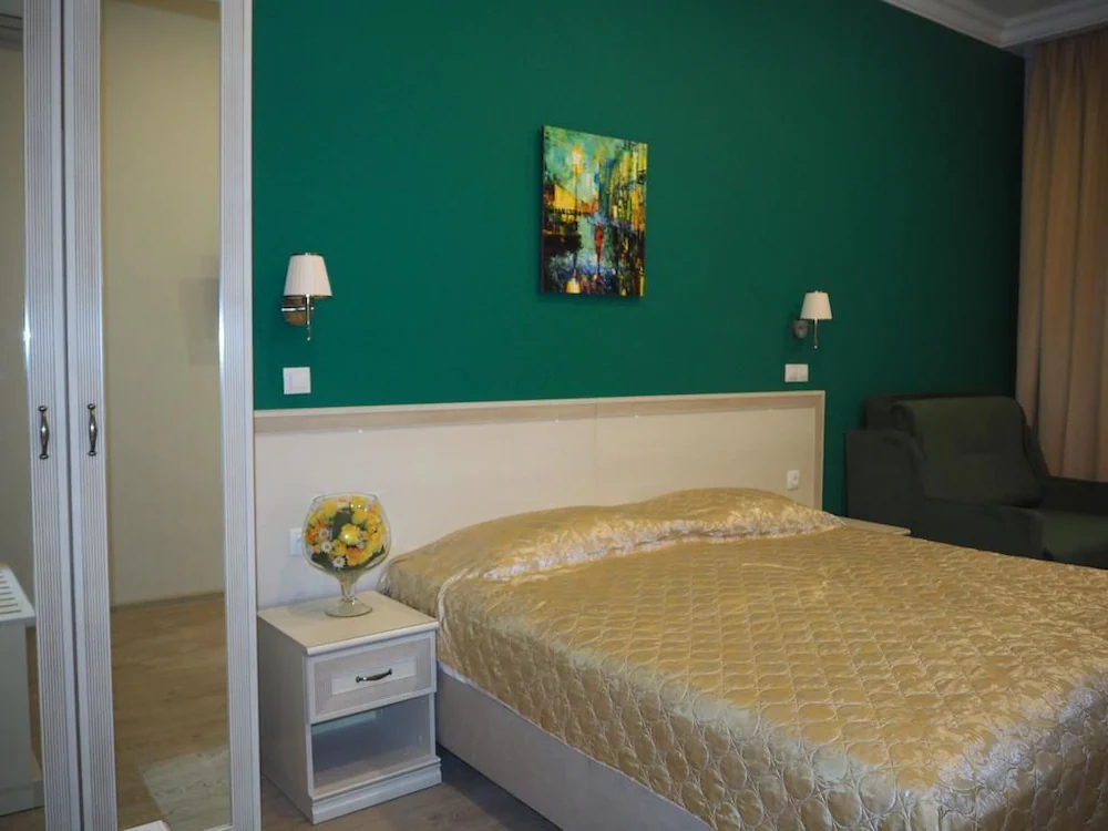Dell Arte Hotel