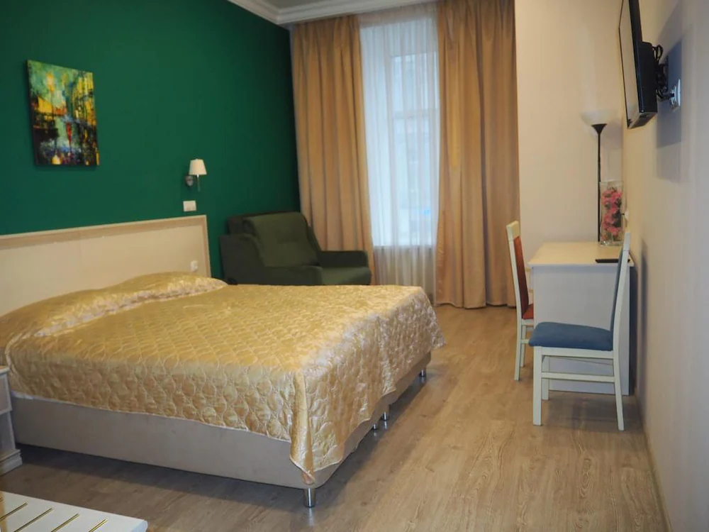 Dell Arte Hotel