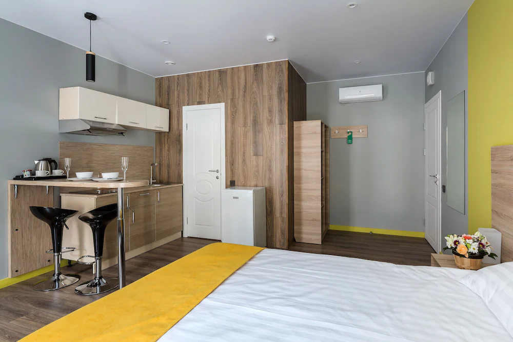 Demut Hotel
