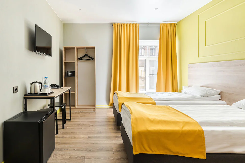 Demut Hotel