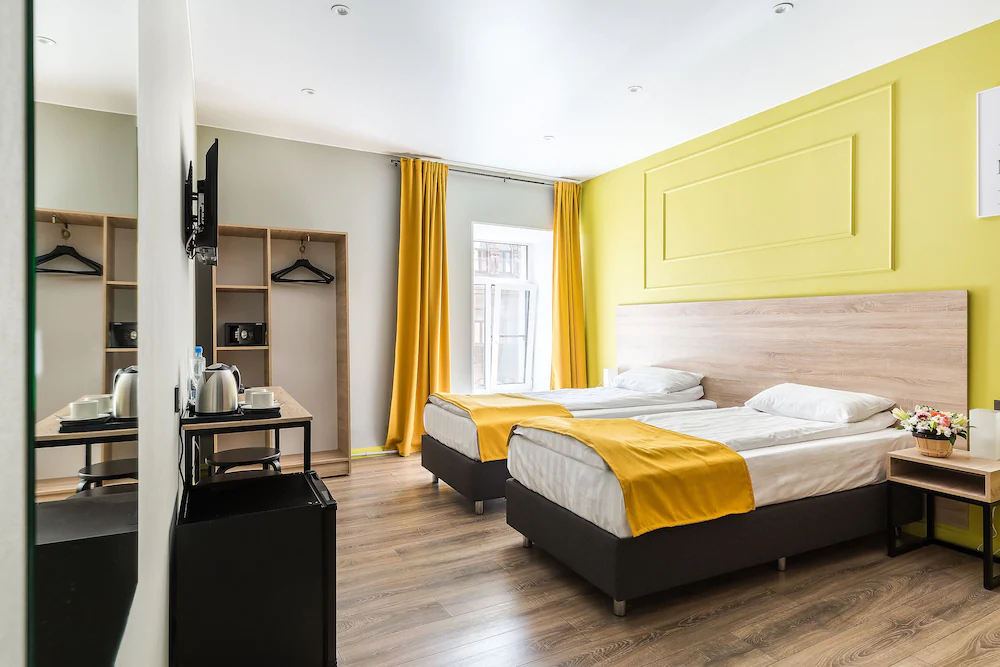 Demut Hotel