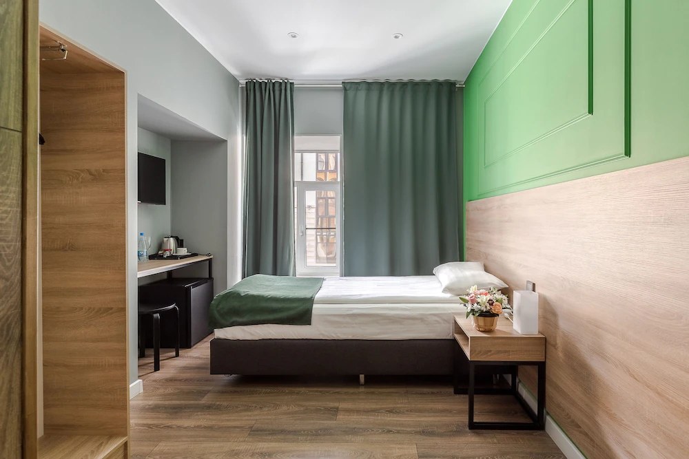 Demut Hotel
