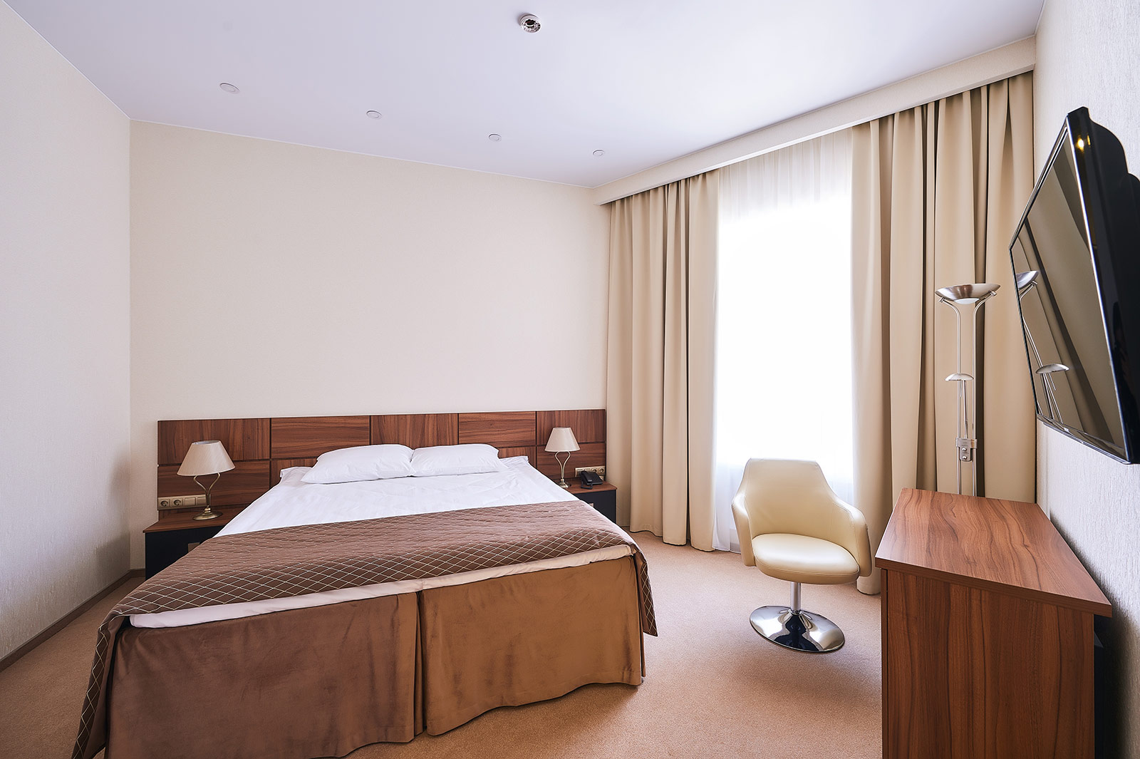 Diplomat hotel