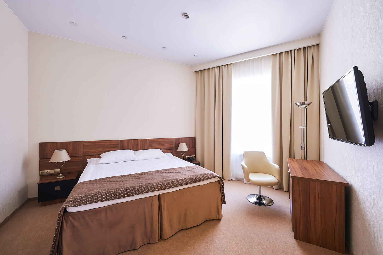 Diplomat hotel
