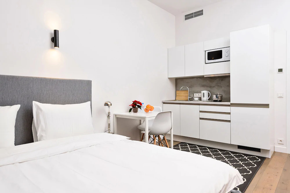 Docklands Aparthotel