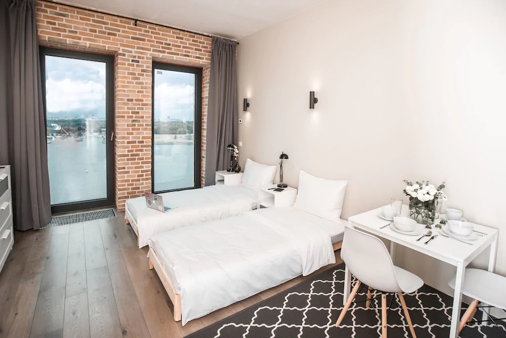 Docklands Aparthotel