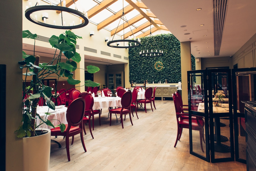 DOM Boutique Hotel