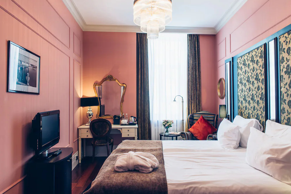 DOM Boutique Hotel