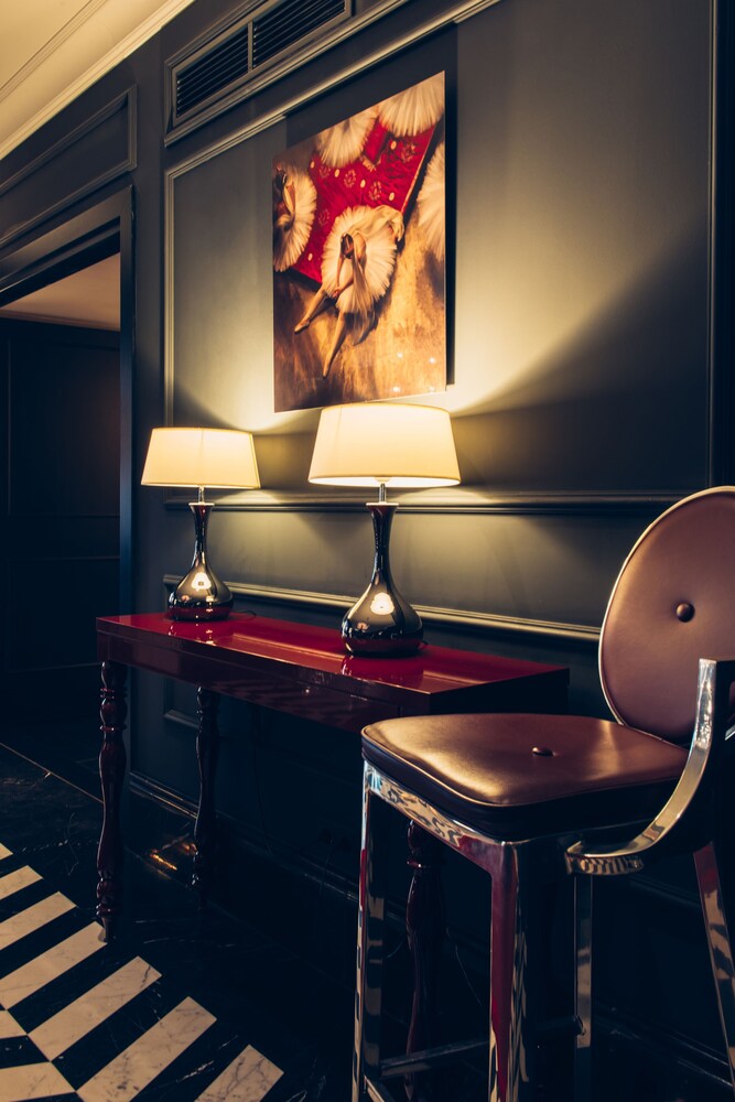 DOM Boutique Hotel