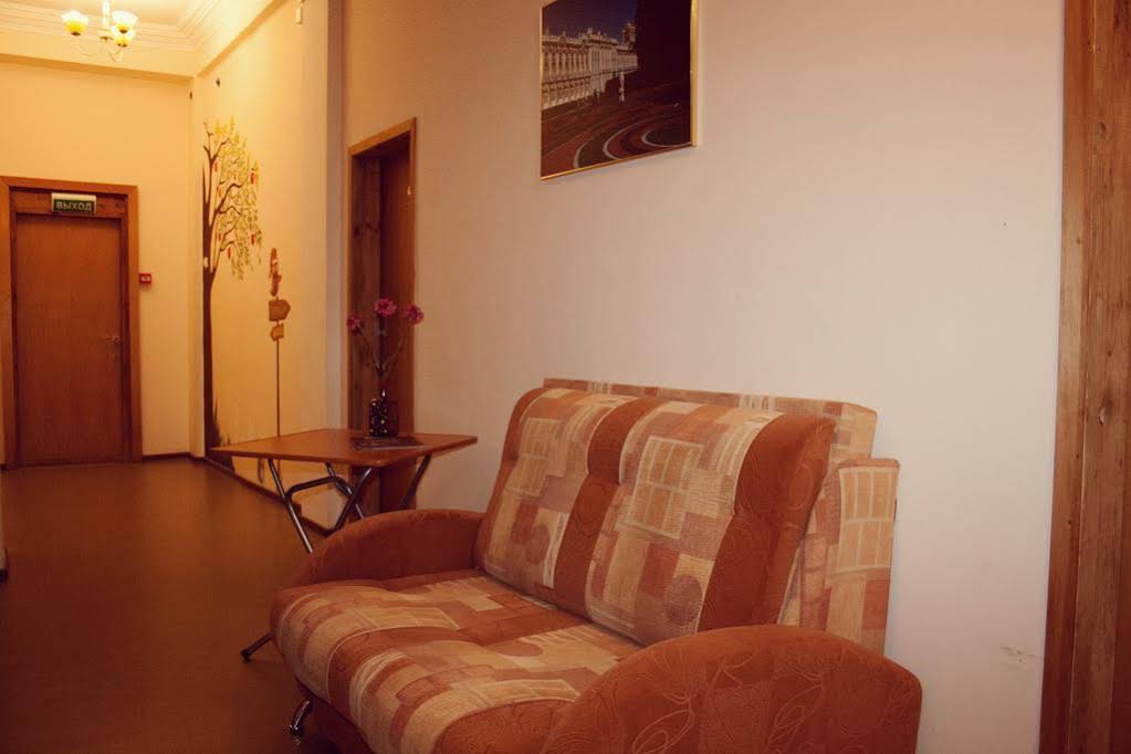 Dom Hostel