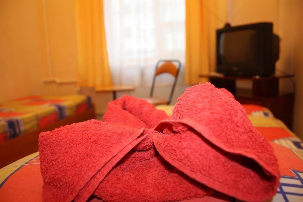 Dom Hostel