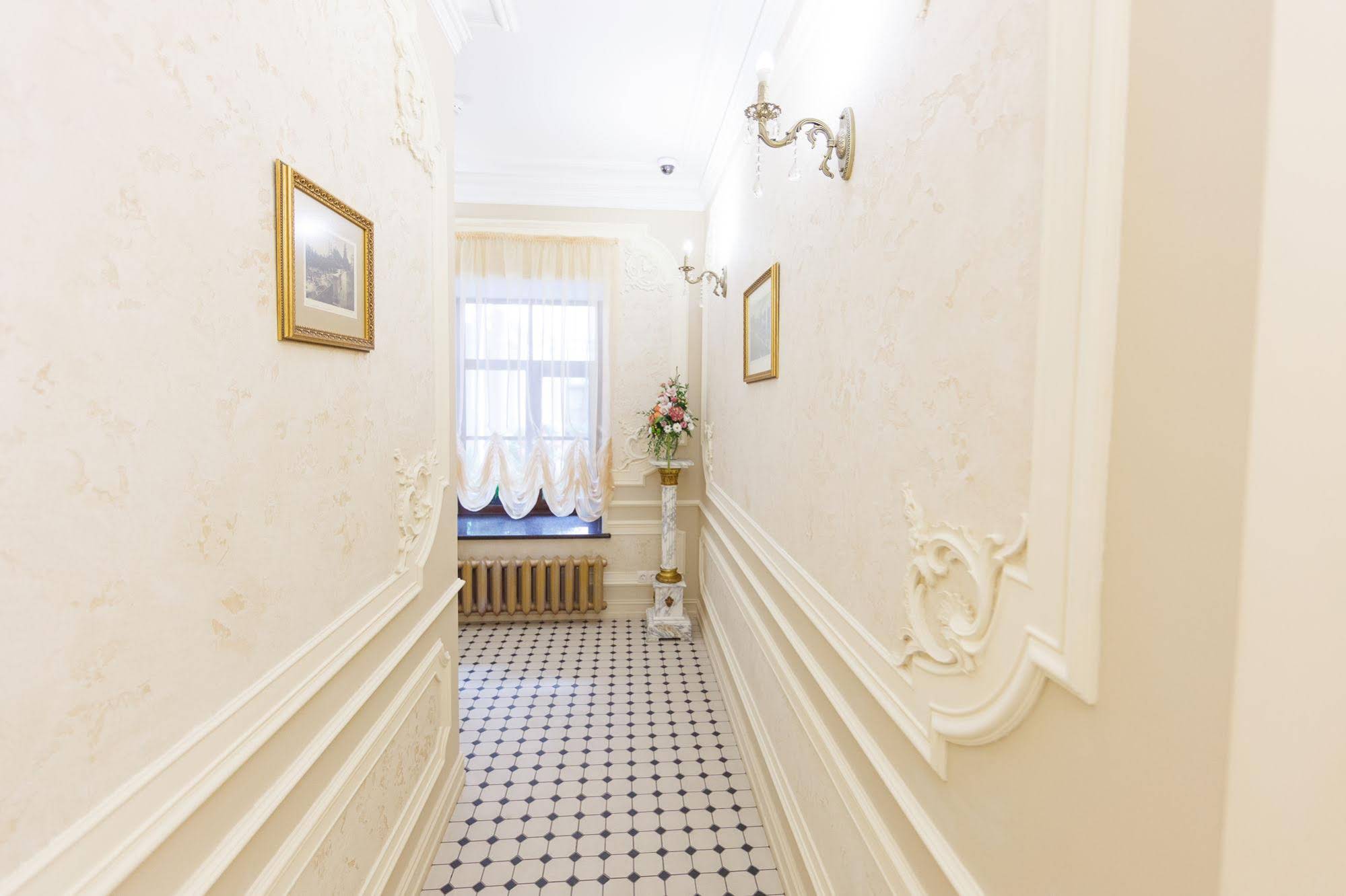 Ekaterina Hotel