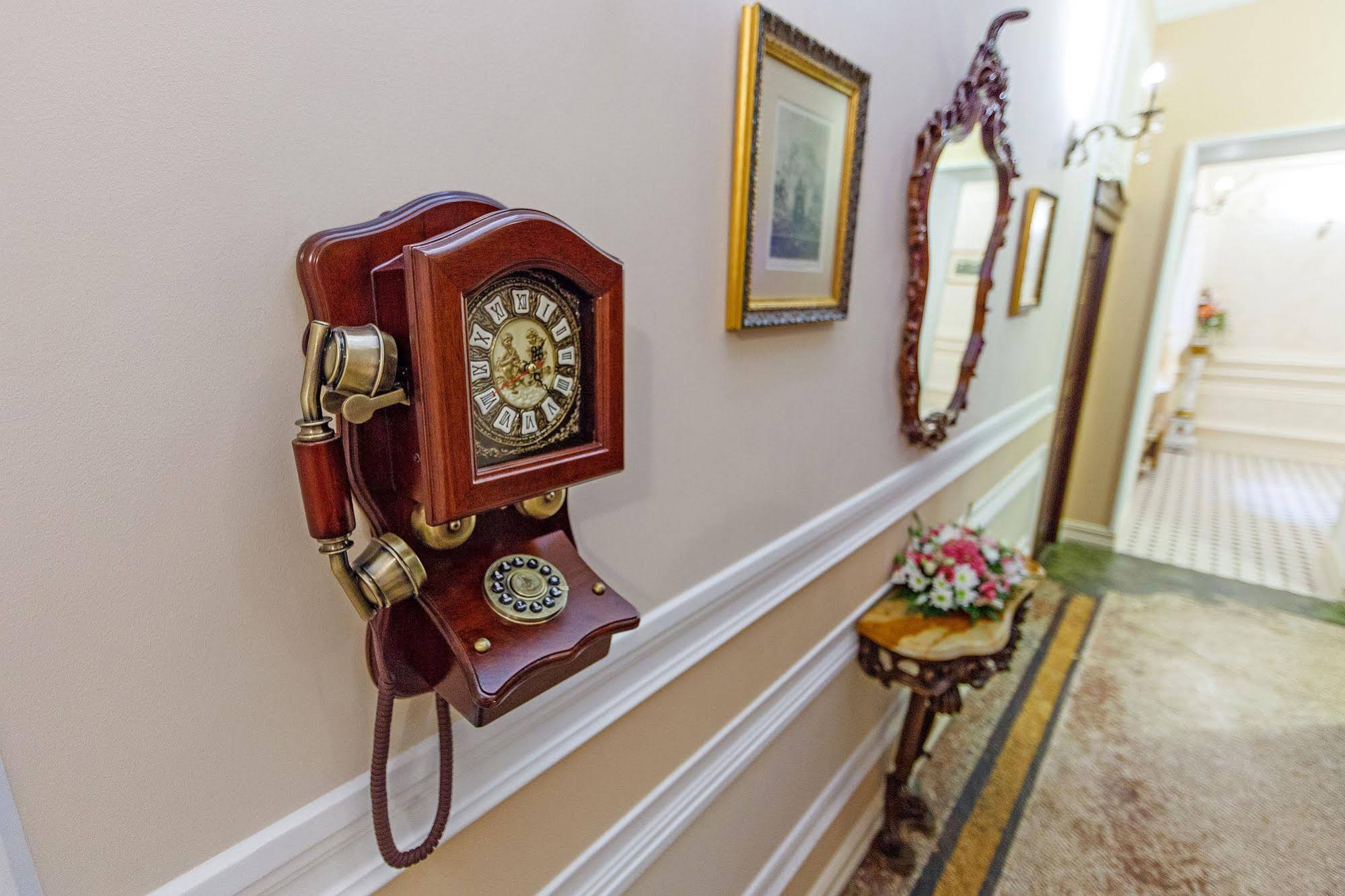 Ekaterina Hotel