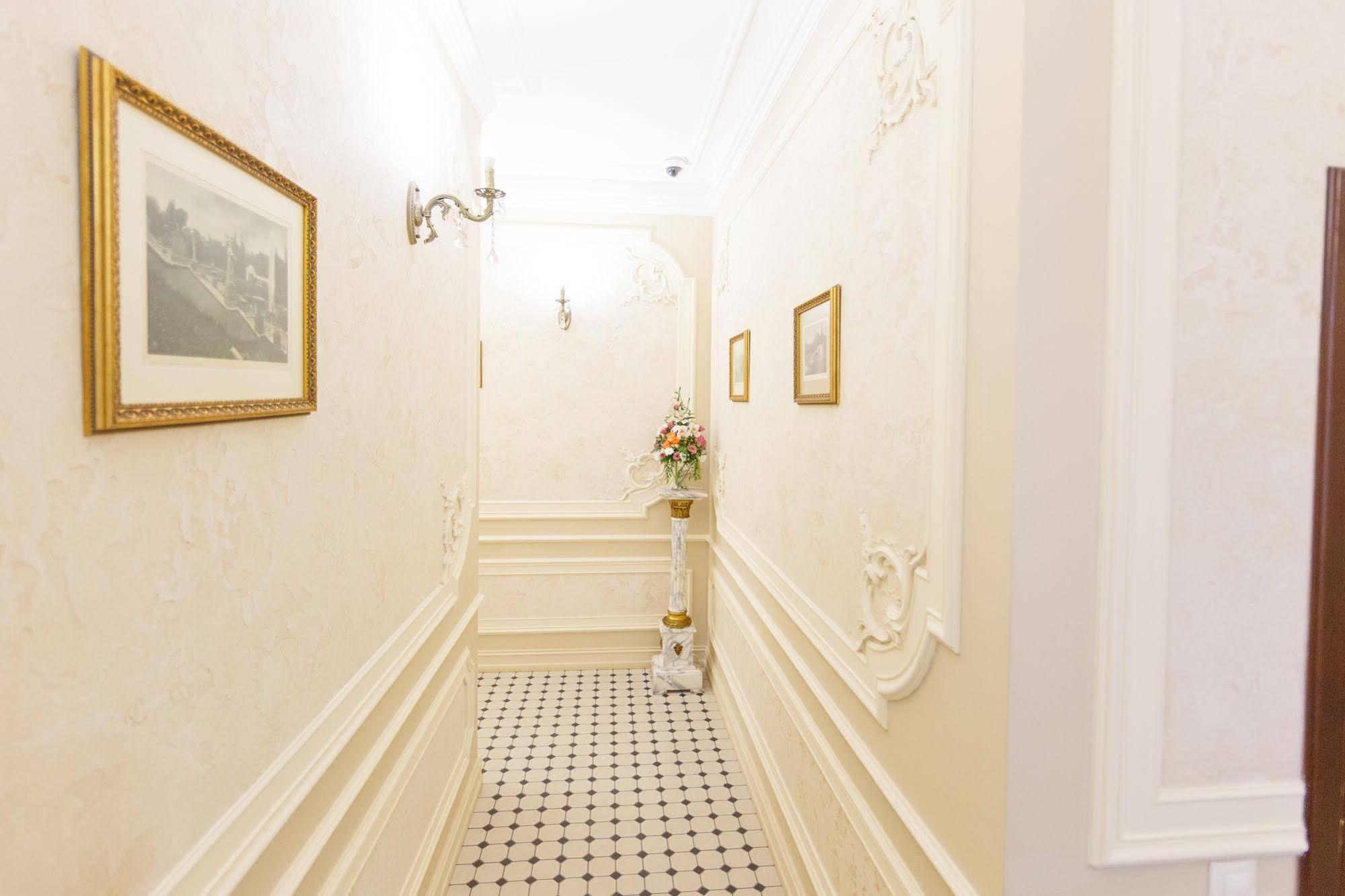 Ekaterina Hotel