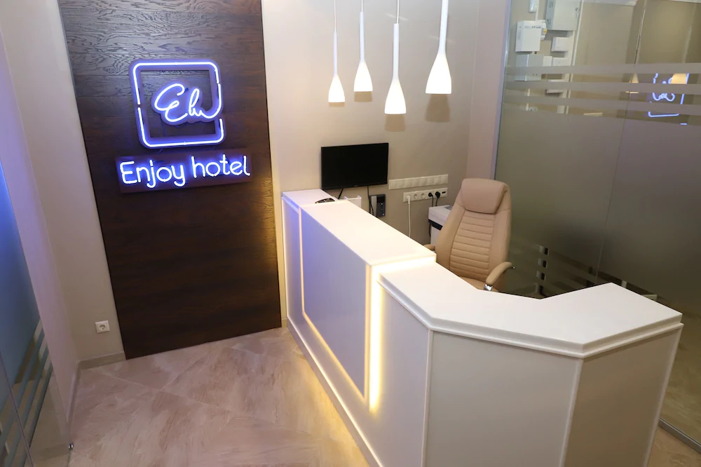 Enjoy Hotel Spb