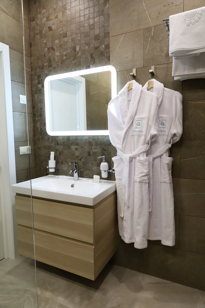 Enjoy Hotel Spb