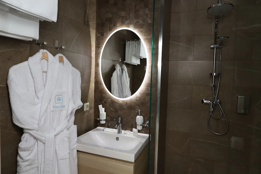 Enjoy Hotel Spb