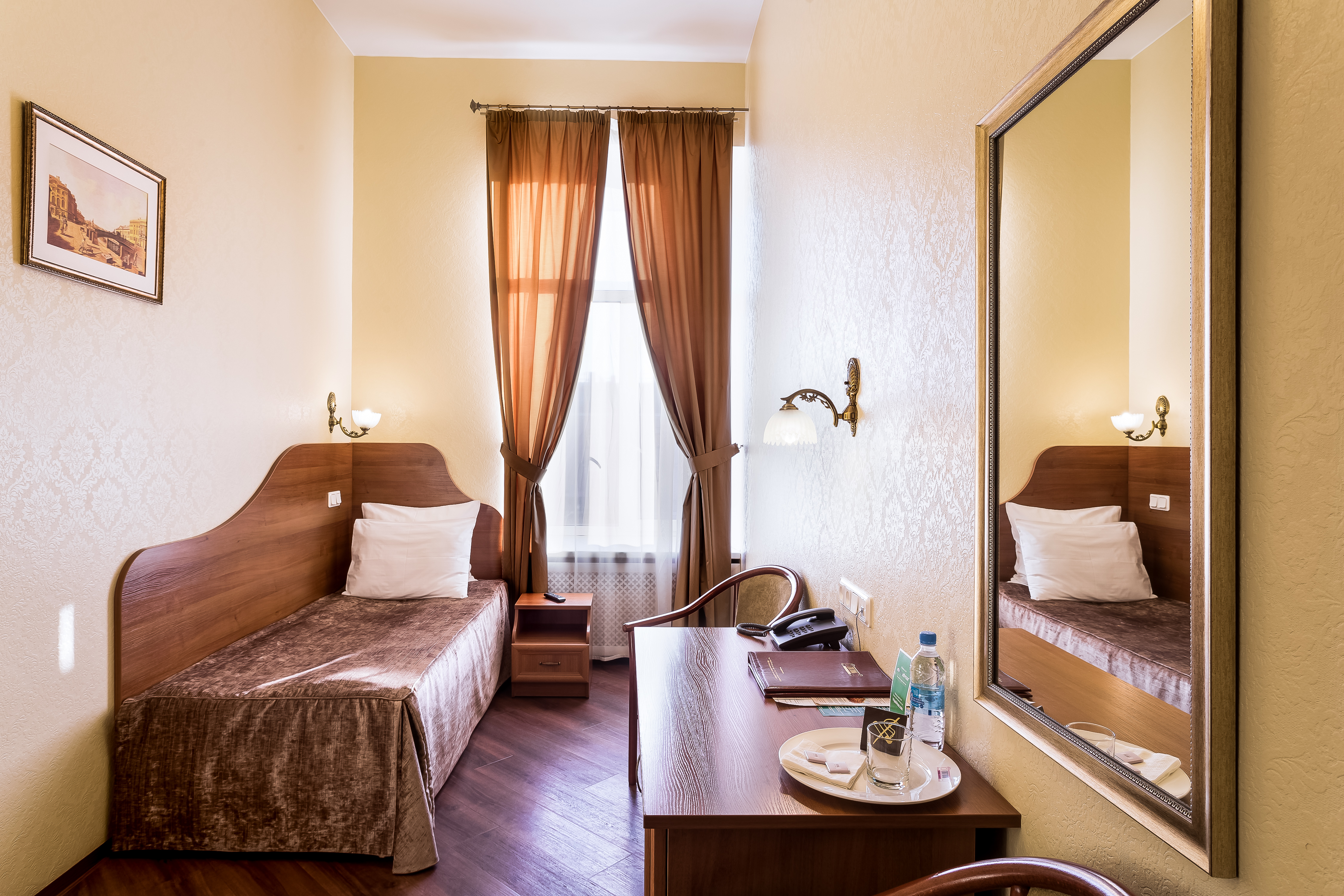 Gogol Hotel