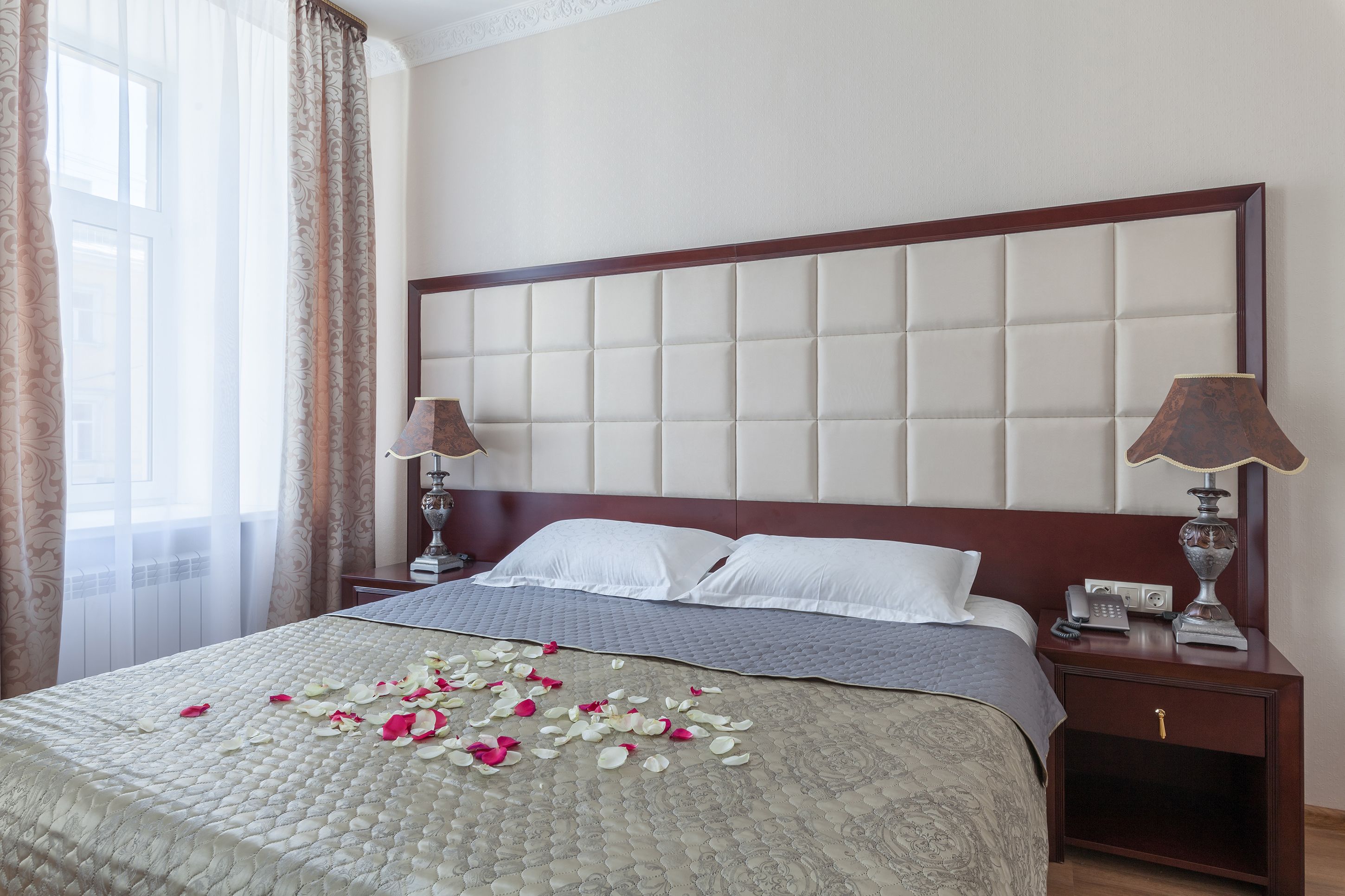 Grand Lion Hotel