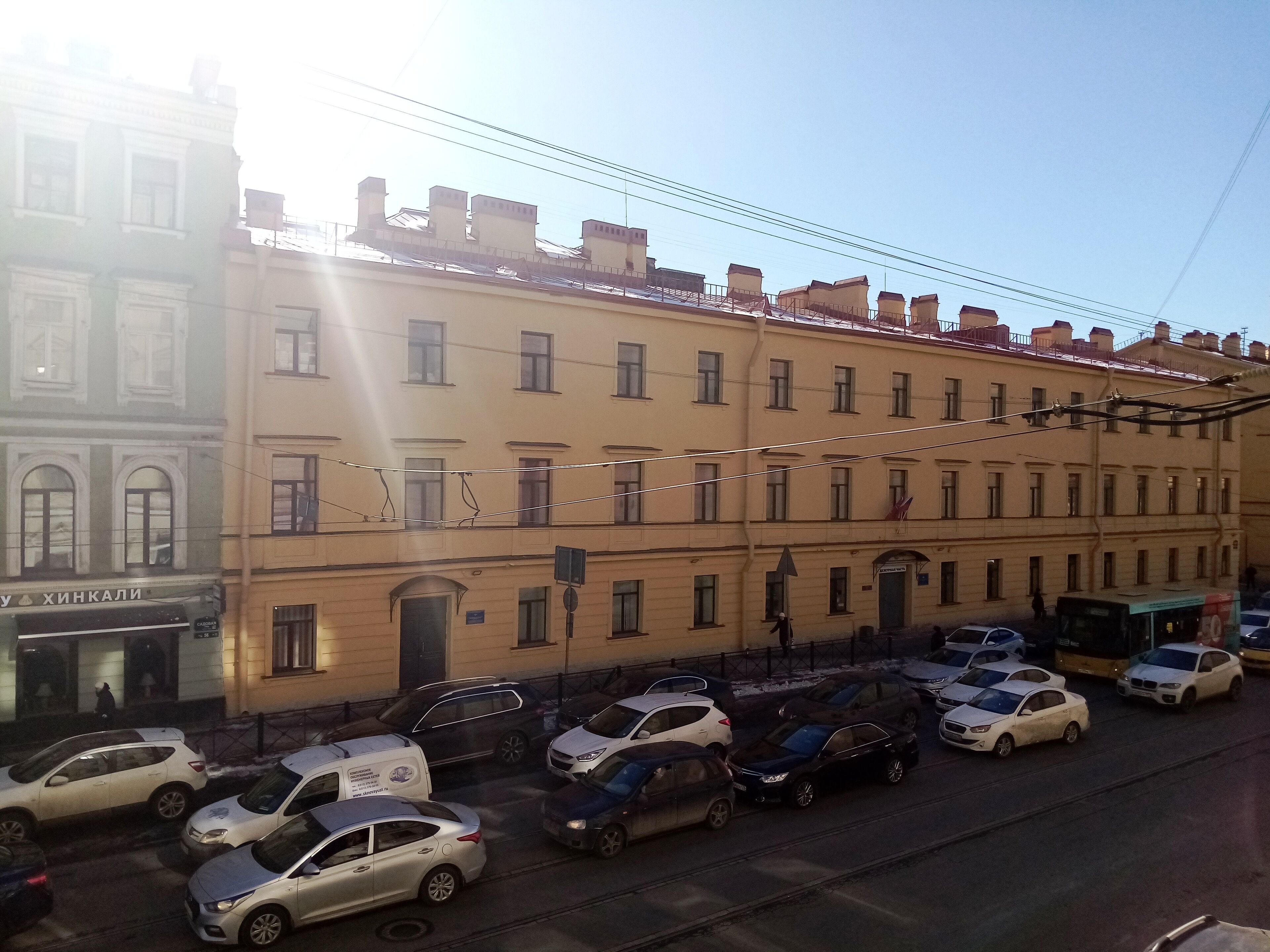 Grand Lion Hotel