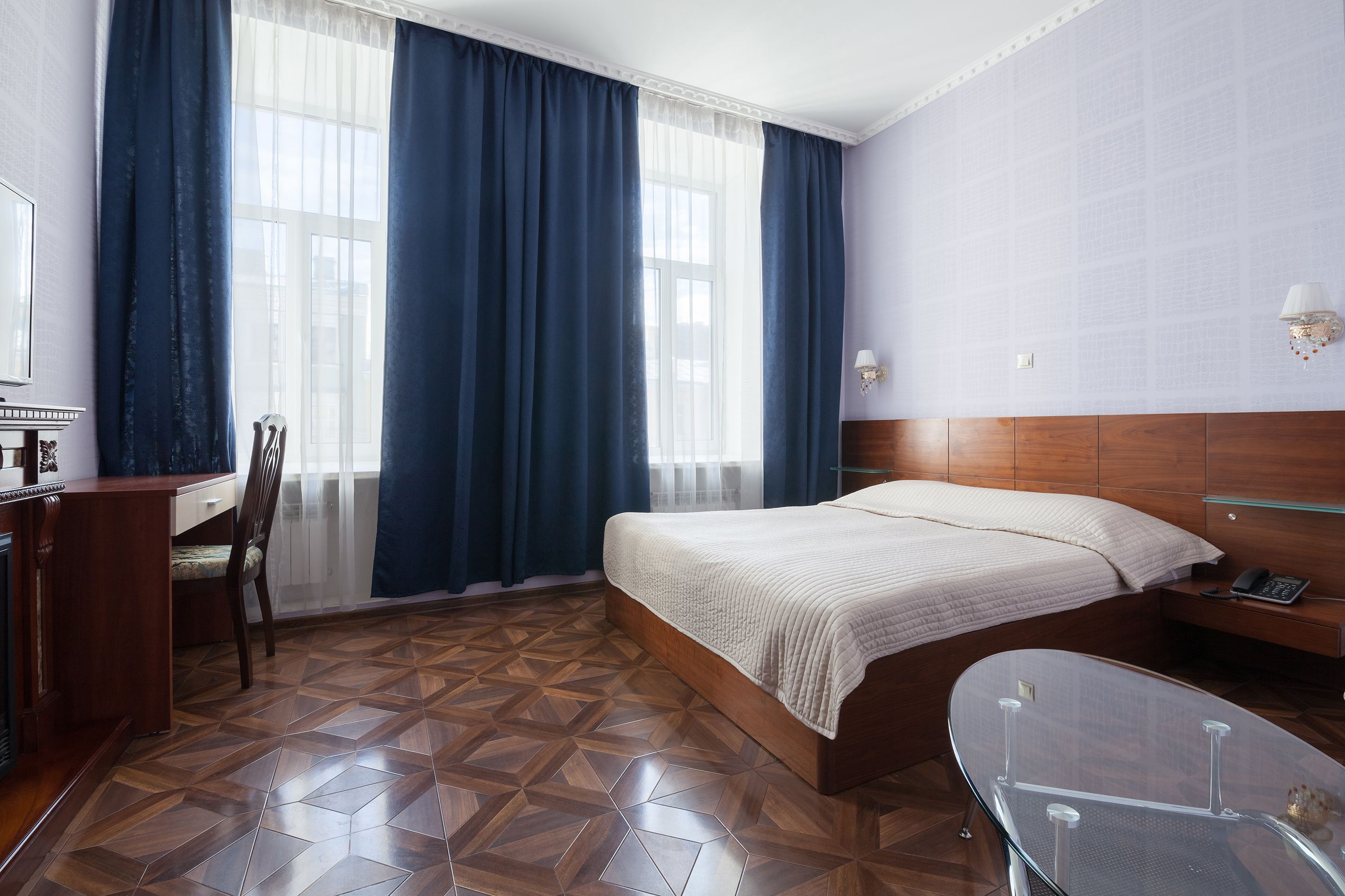 Grand Lion Hotel