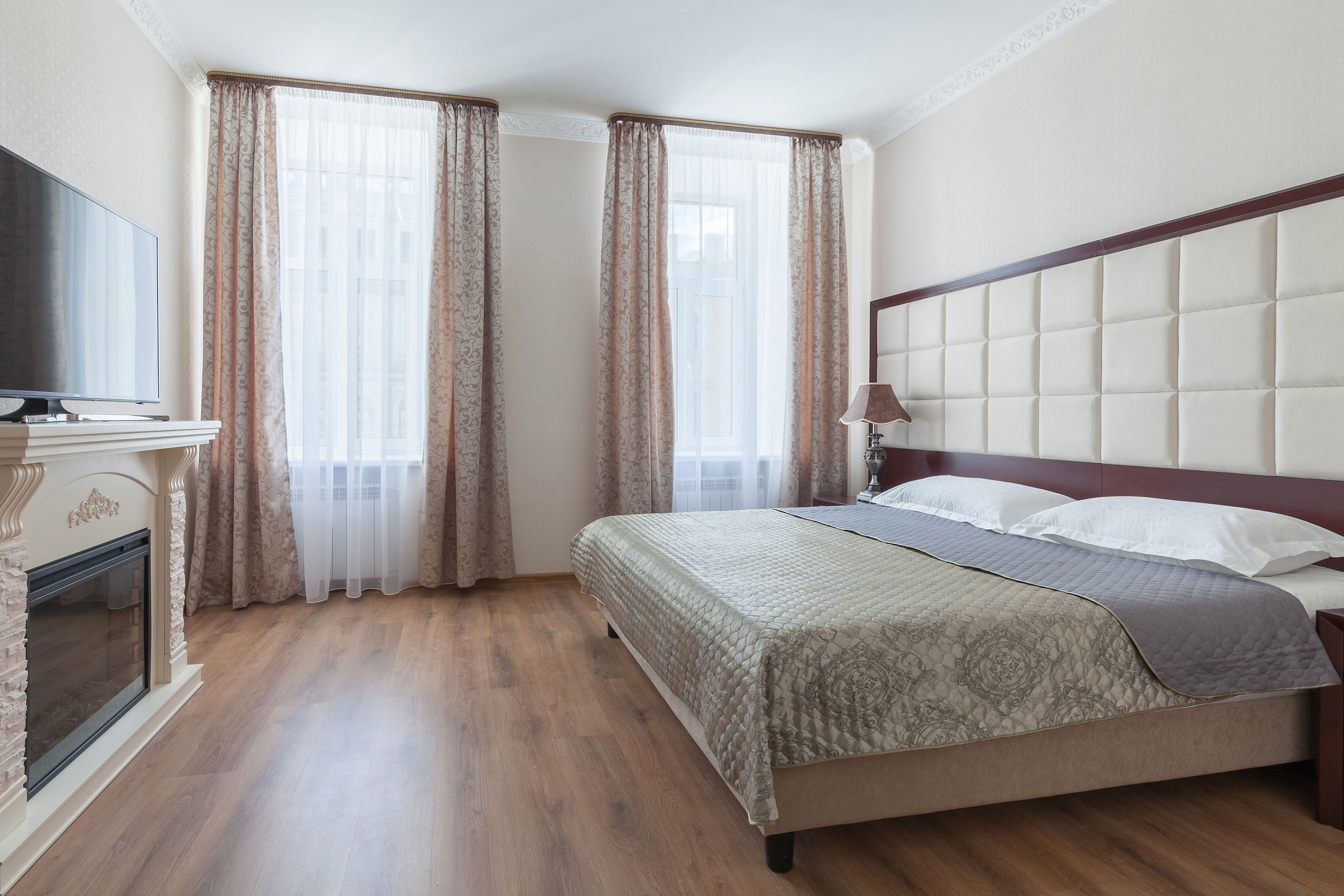 Grand Lion Hotel