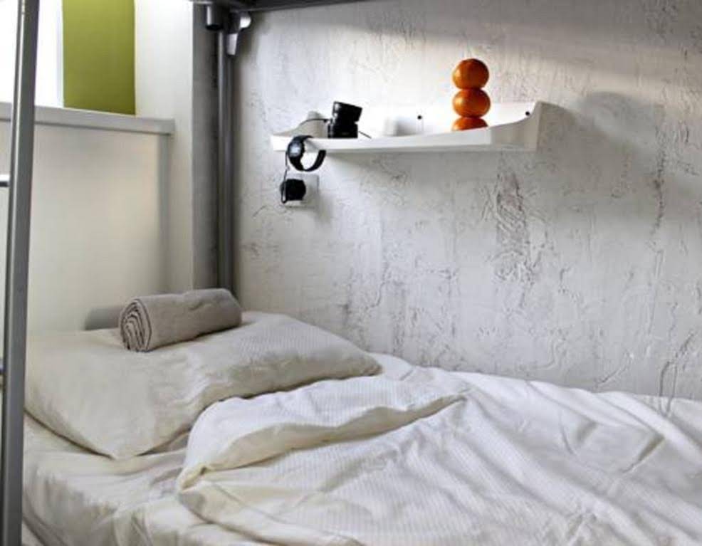 Head Hostel