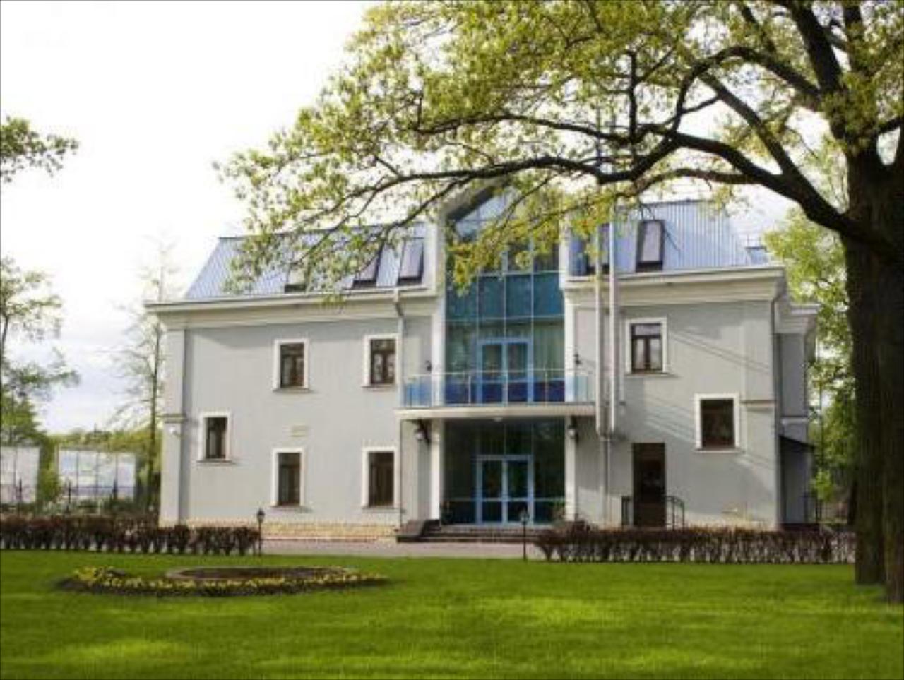 Hermes Park Hotel