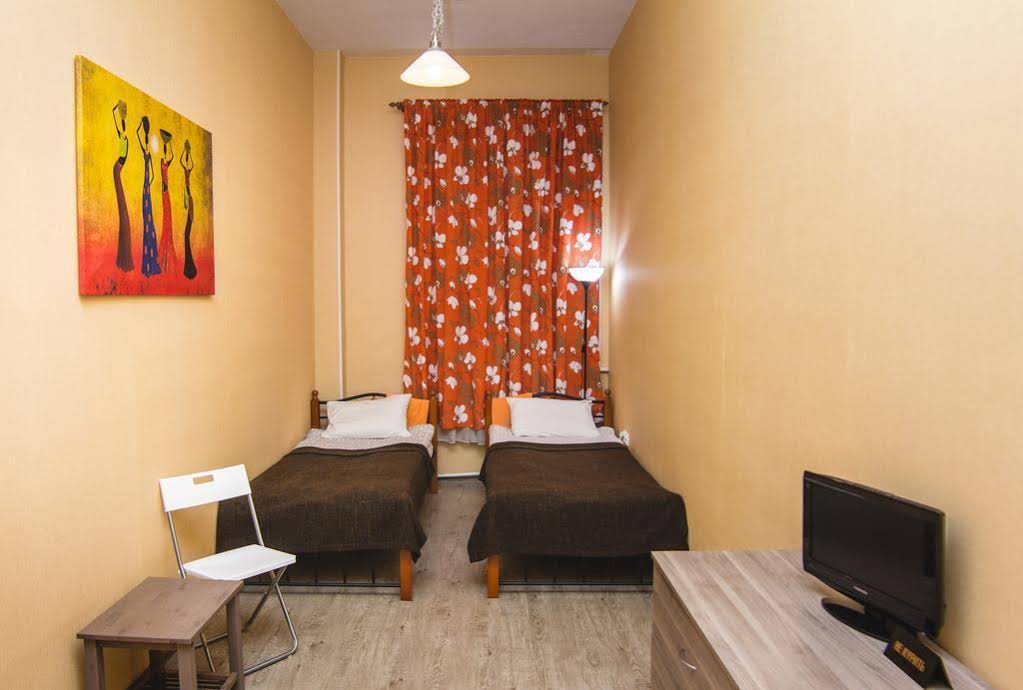 Hostel At Sunny's