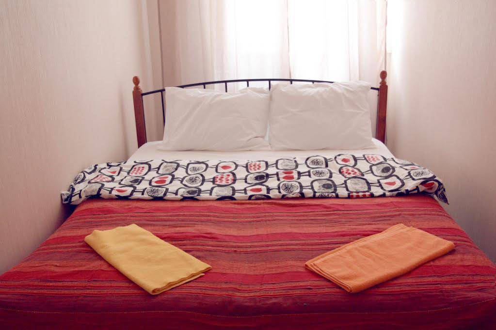 Hostel At Sunny's