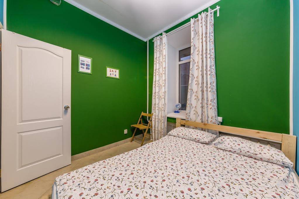 Hostel Makarena