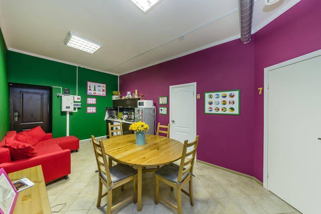 Hostel Makarena