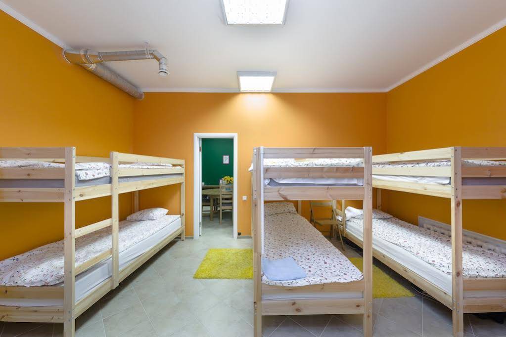 Hostel Makarena