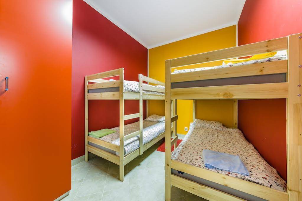 Hostel Makarena