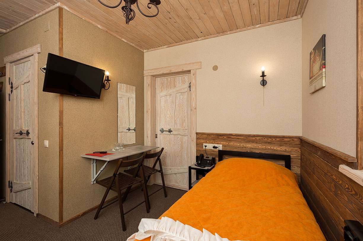 Hotel 3 Gnoma