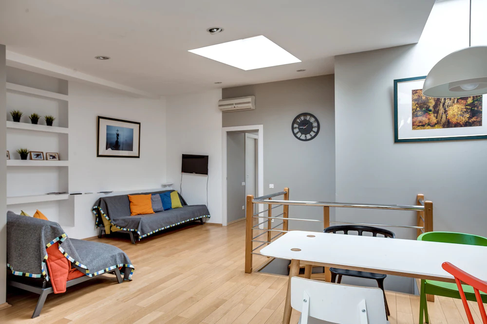 Artapart.Art Hotel