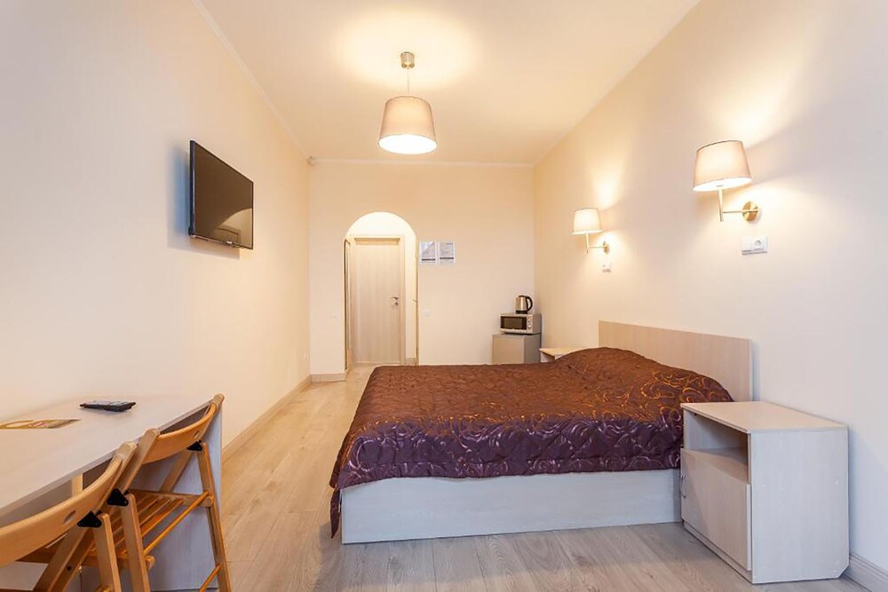 Hotel Democrat on Nevskiy 147