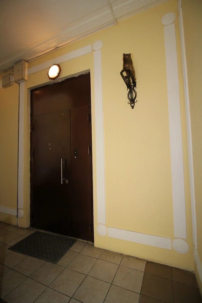 Hotel Democrat on Nevskiy 147