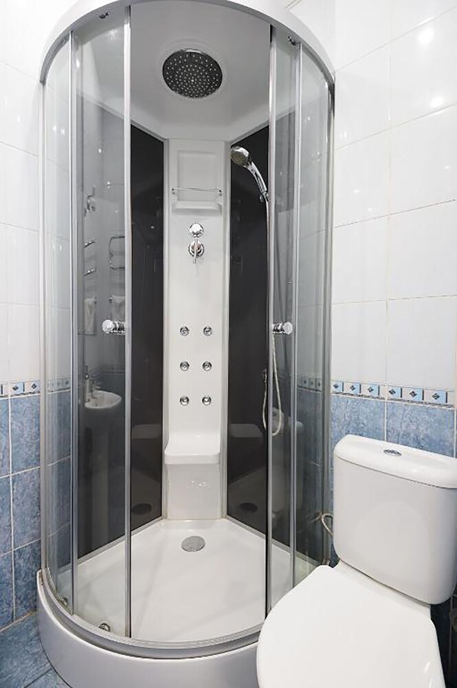 Hotel Democrat on Nevskiy 147