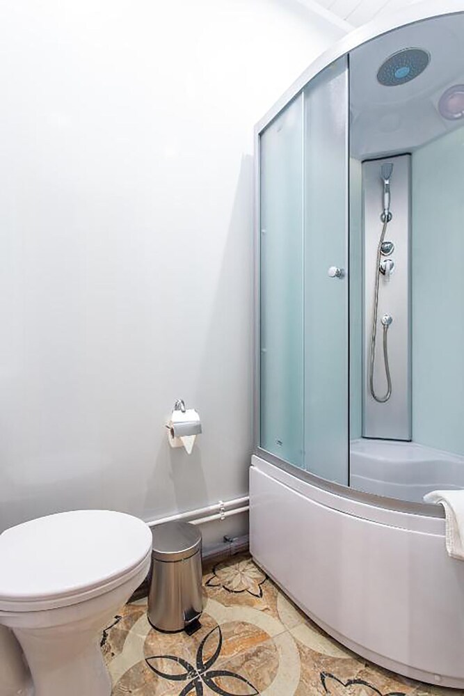 Hotel Democrat on Nevskiy 147