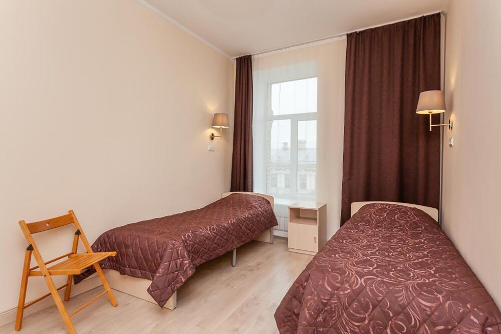 Hotel Democrat on Nevskiy 147