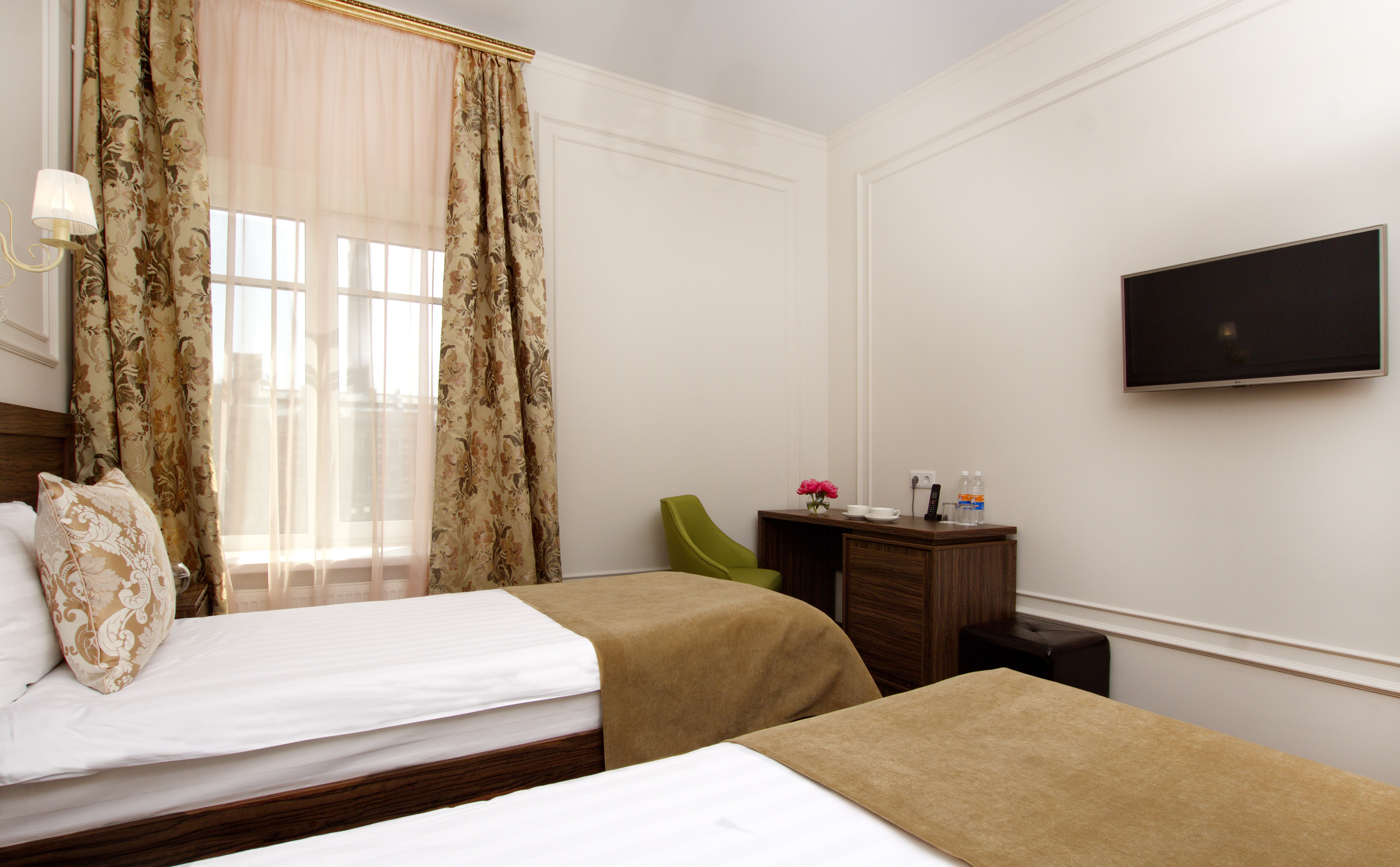 Hotel Golden Age