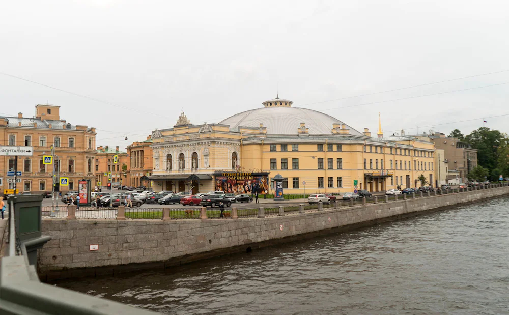 Hotel on Mokhovoy