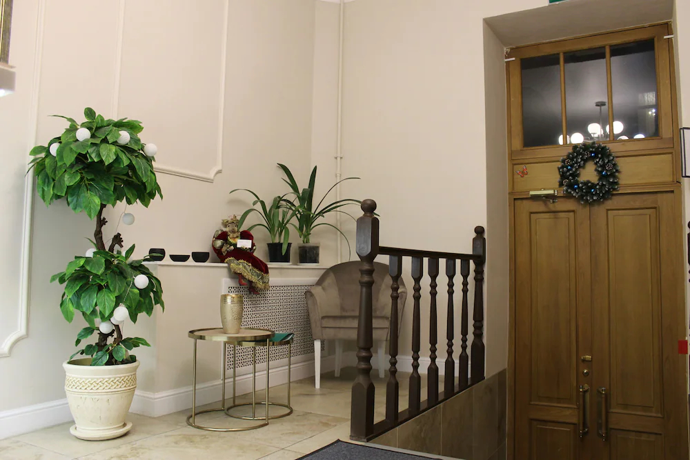 Hotel on Mokhovoy