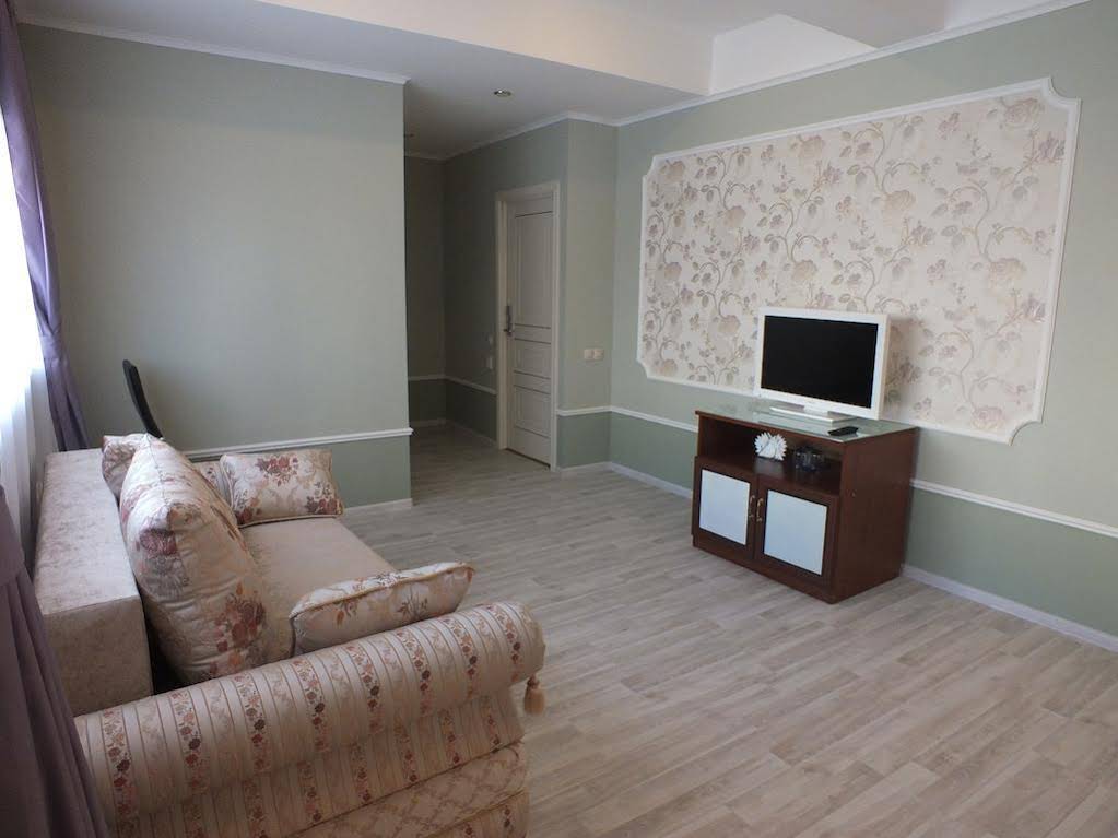 Hotel on Petergofskoye Shosse 3