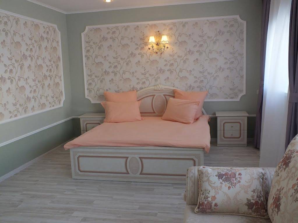 Hotel on Petergofskoye Shosse 3