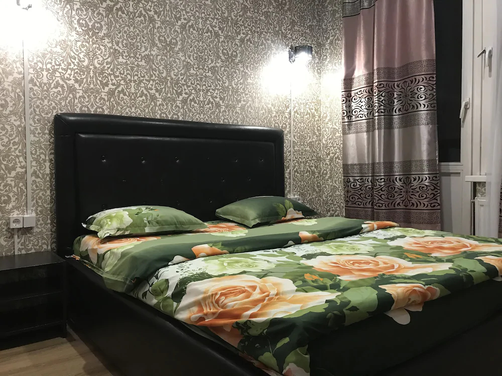 Hotel Plus